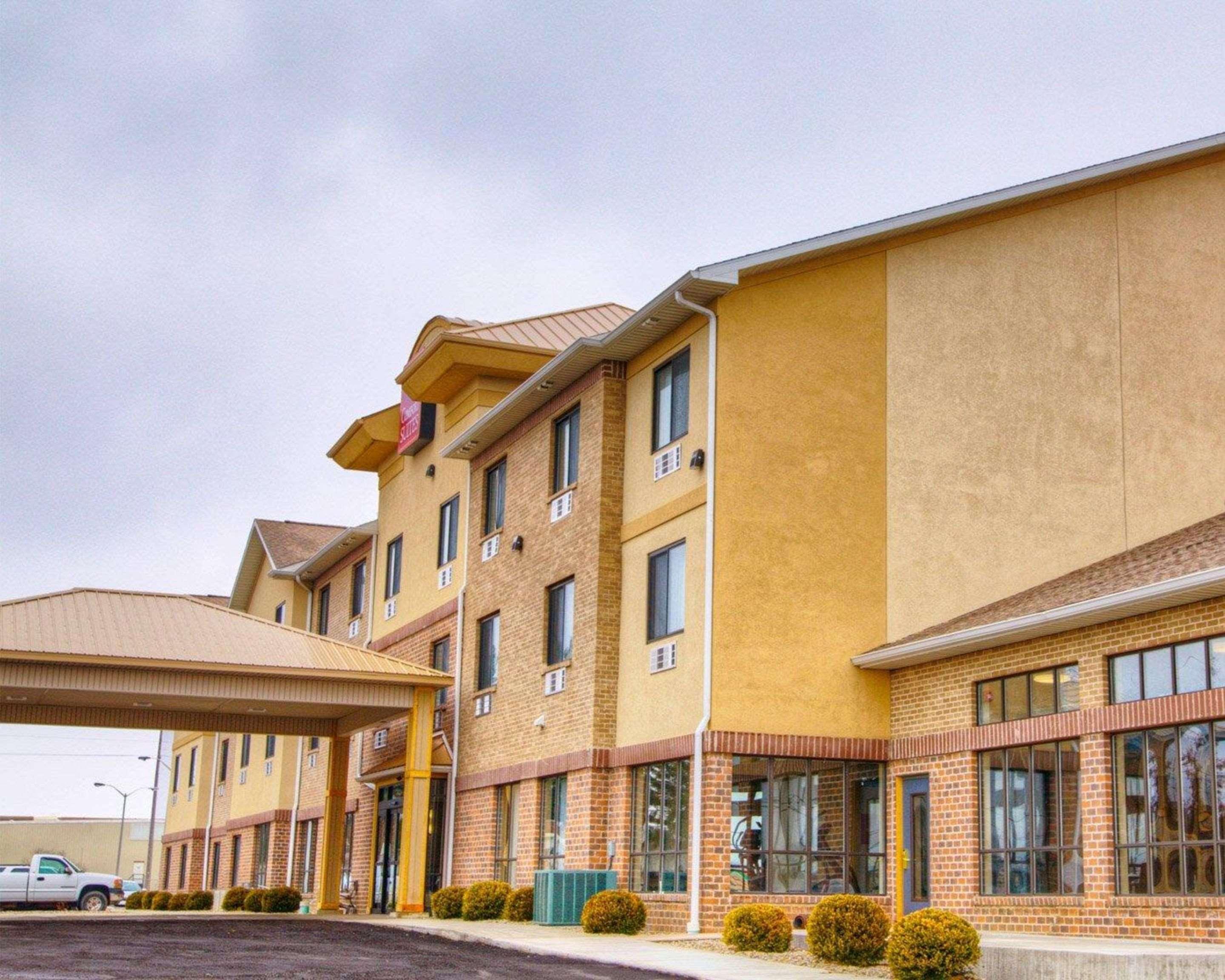 Comfort Suites Plymouth Near Us-30 Exterior photo